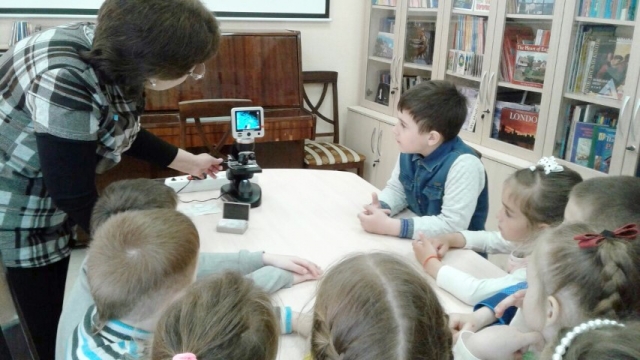 Изучаем мир с помощью цифрового микроскопа!