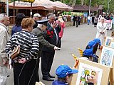 Выставка рисунков на фронтовую тему