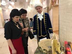 Выставка, посвященная Году театра в России
