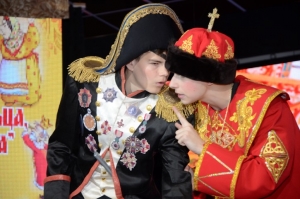 Выпускники театрального отделения порадовали новым спектаклем!