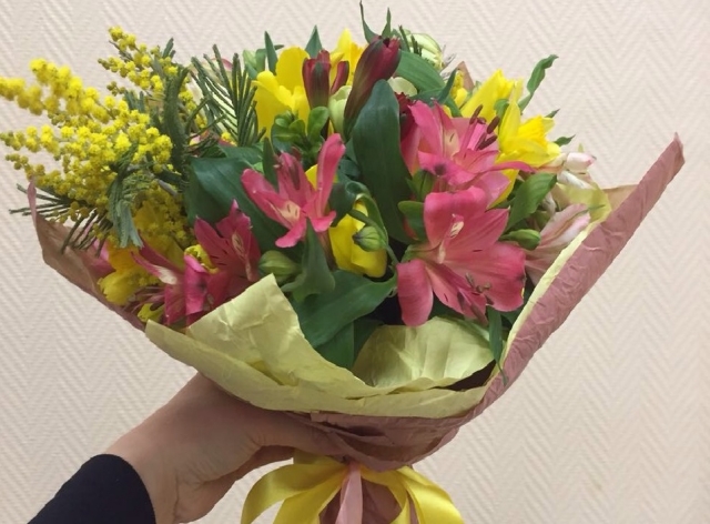 Подарки на 8 марта – цветы, конечно же!