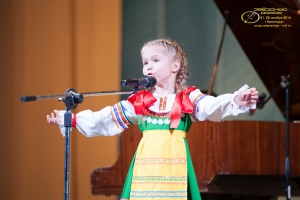 Детство начинается с народной песни!